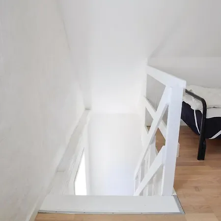 Three Bedroom Holiday In Tranekar Feriehus