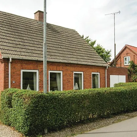 Three Bedroom Holiday In Tranekar * Nordenbro Vesteregn